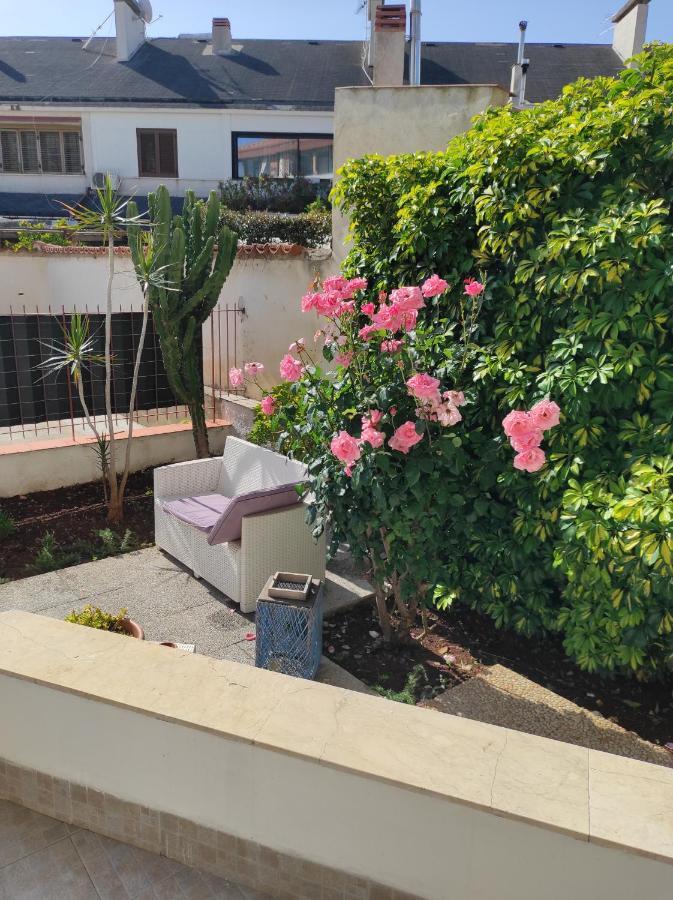 Antigone Holiday House Villa Mondello Bagian luar foto
