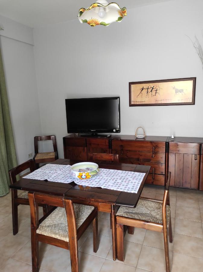 Antigone Holiday House Villa Mondello Bagian luar foto